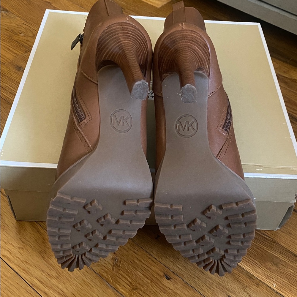 Michael Kors Tan Lace-Up Boots - Picture 4 of 6